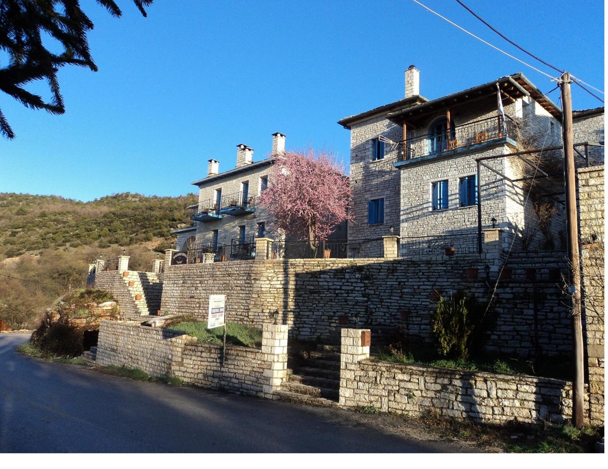 Hotel Ladias Monodendri Exterior photo
