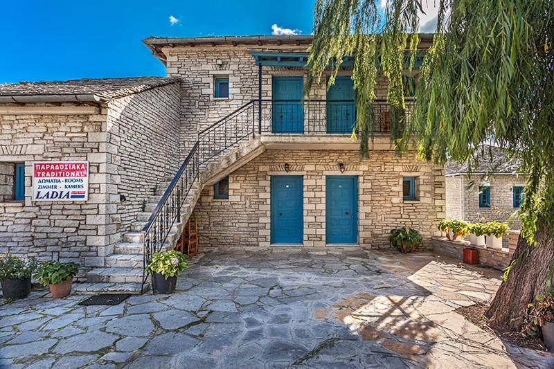 Hotel Ladias Monodendri Exterior photo